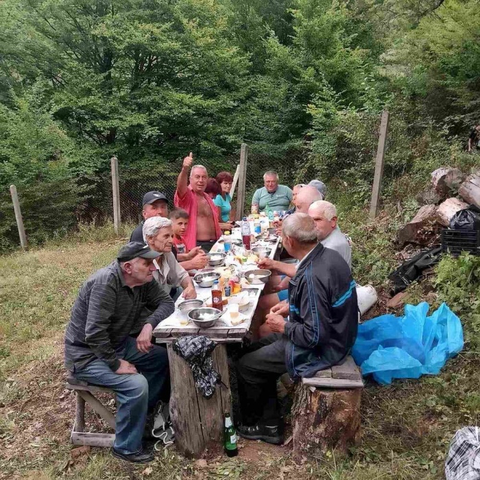 Сухострел почете повелителя на бурите