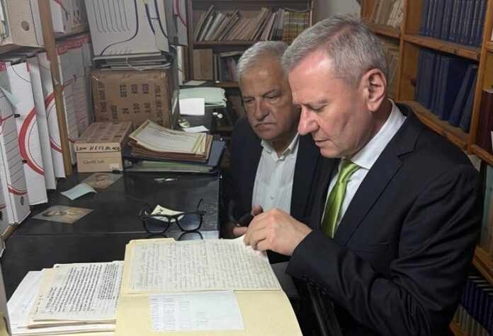 България придоби архива на Иван Гаджев: над 100 години история на българската емиграция остават в Гоце Делчев (ОБНОВЕНО) 