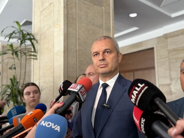 Костадинов: „Какъв е дронът – украински, руски или ирански?“