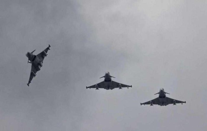Румъния вдигна два F-16: Въздушна цел проникна от Украйна край границата
