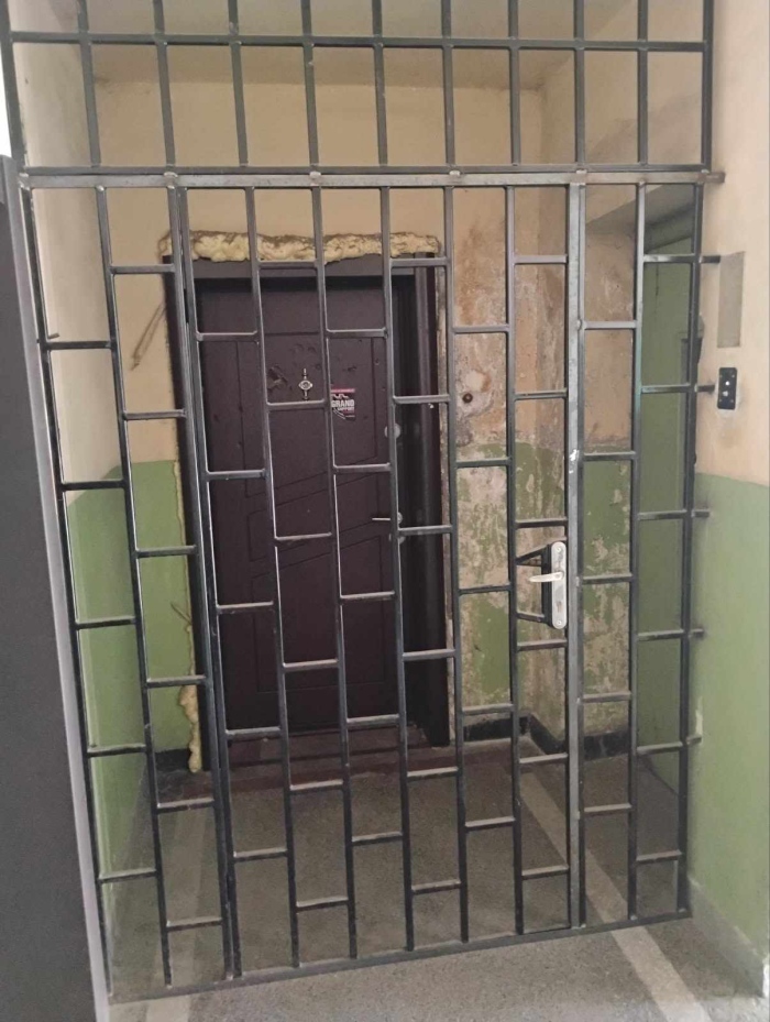 Перник: живущи твърдят, че са блокирани пред собствения си етаж
