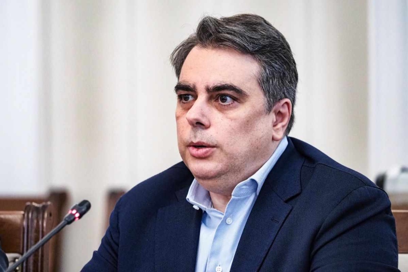„Иран намери Безмер“! Асен Василев: Пет години опазихме България от войната, Радев ни вкара в нея за два месеца