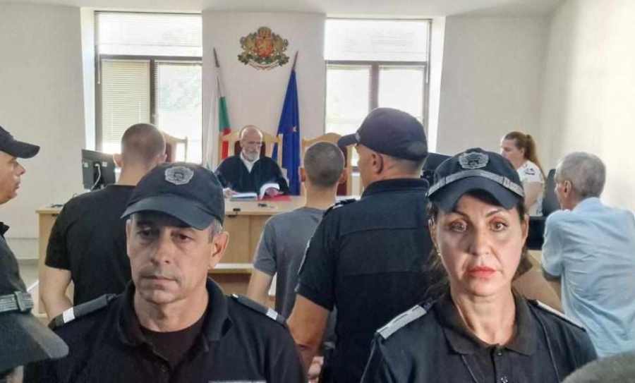„Сякаш стоят срещу символ на нещо омразно“: Обвиненият за побоя над непалците остава на свобода