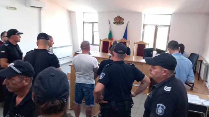 Гледат мерките на задържаните от неонацистката организация „Кръв и чест“