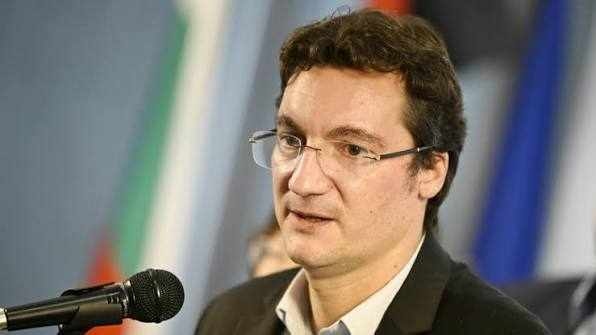 БСП  потвърди подкрепата си за кандидатурата на Йотова за президент, създаден е национален предизборен щаб