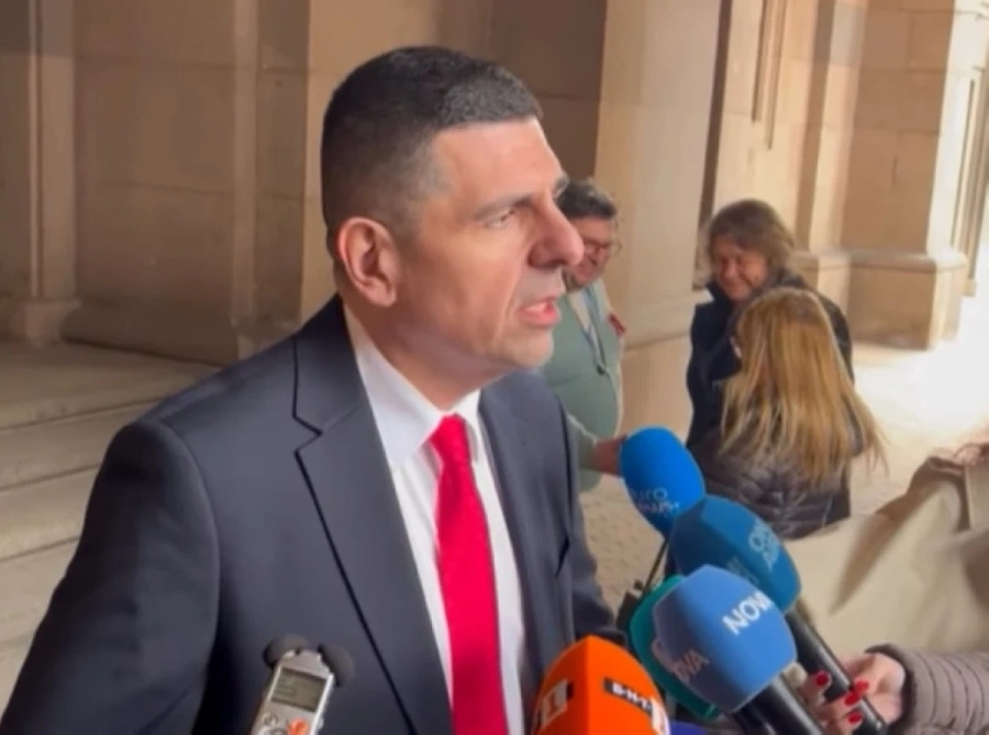 Ивайло Мирчев за случая в Струмяни: „Миналото ѝ не обяснява защо е била задържана“