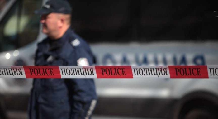Двойно убийство и самоубийство в Исперих: Баща погуби дъщерите си и се обеси