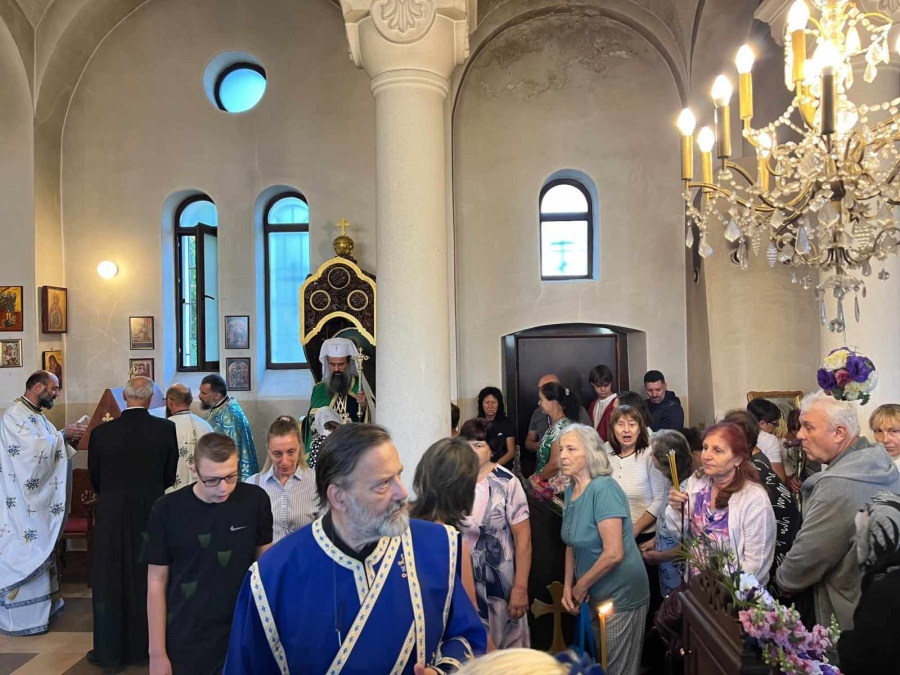 Патриарх Даниил на празника Рождество Богородично: Не губете вяра, дори когато ви се струва, че Бог е забравил за вас
