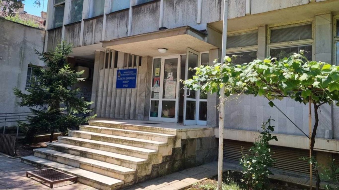 Четири кучета нахапаха жестоко 7-годишно дете във Враца, то е в болница