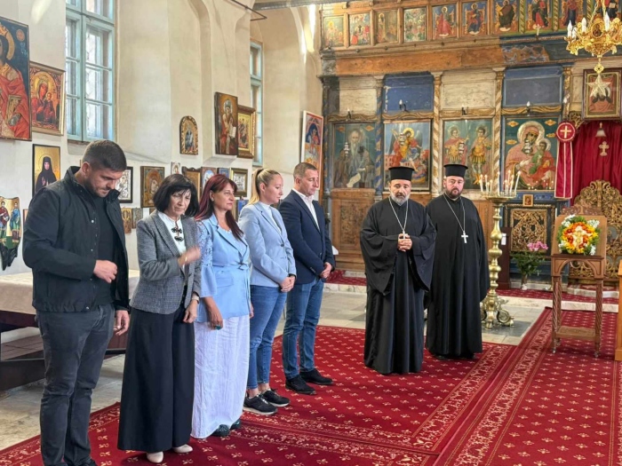 Самоков сведе глава пред Паисий Хилендарски