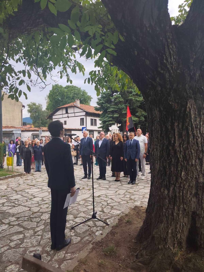 Разлог сведе глава пред героите на Кръстовденското въстание
