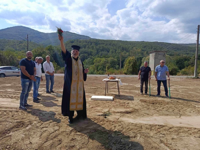 Стара камбана ще зазвучи отново: започна изграждането на параклис във Враня стена