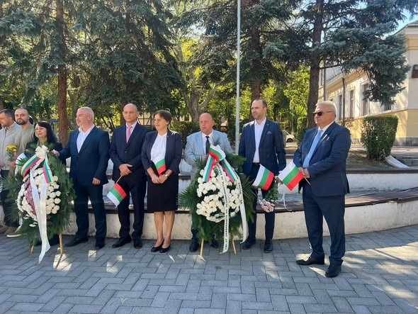 Кюстендил отбеляза Деня на независимостта с тържествена церемония, изложба и концерт