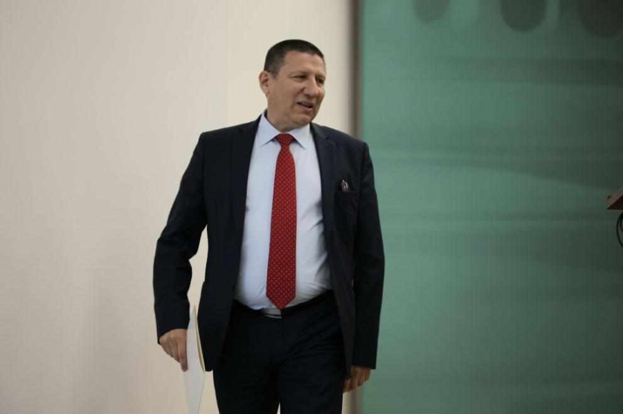 Сарафов с остър ход: Подаде сигнал за политическа корупция до премиера Радев