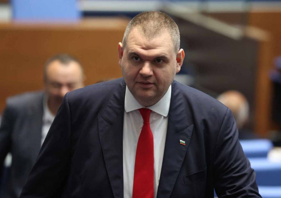 Пеевски похвали Йотова за КСНС: „За първи път стана президент“