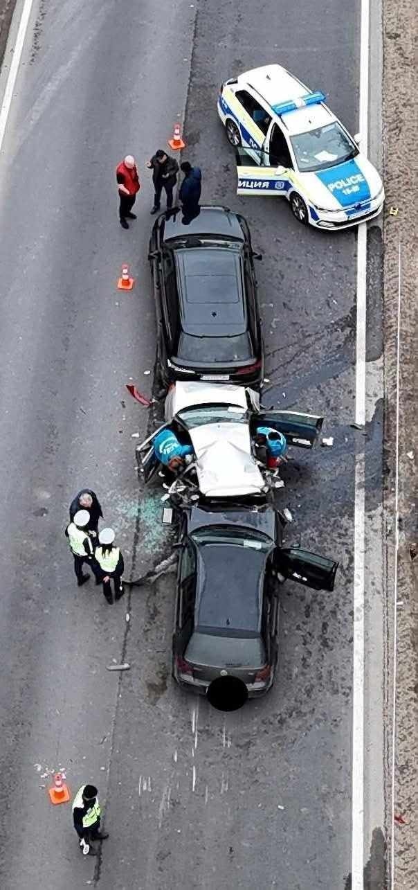Черната катастрофа край Плевен: Загиналите младежи са на 18, 20 и 21 години