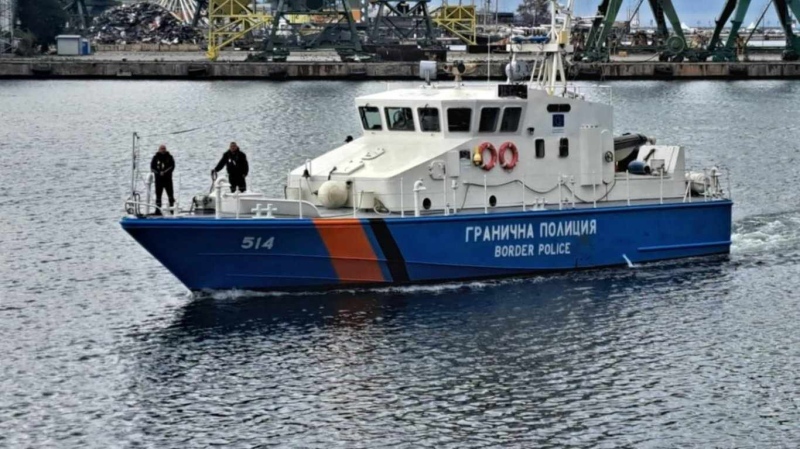 Двата кораба в Черно море са ударени с дронове през пет минути