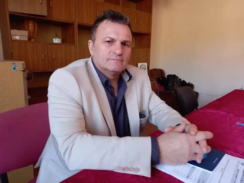 Кмете Тачев, за чия трапеза пазарува кметството в Бобошево? Филета и гауда платени с общински средства