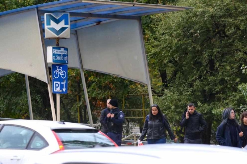 Трагедия в столичното метро! Пребит мъж е открит в асансьор на „Жолио Кюри“, по-късно почина