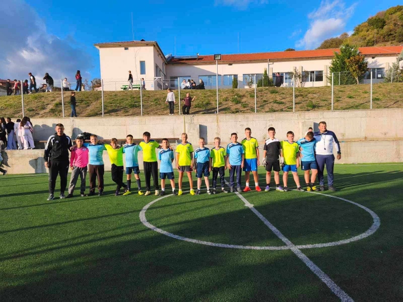 Спортен дух и спортсменство обединиха ученици от Плетена и Сатовча