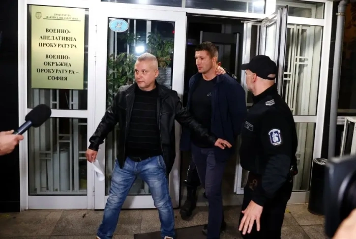 Повдигнаха обвинение на гарда от НСО, искат постоянното му задържане