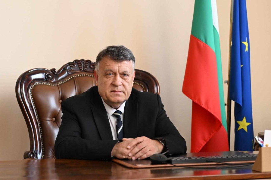 МОН разпореди: 26 октомври е неучебен ден, но присъствен ден