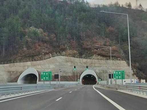 Ограничават движението в тунел „Железница“  за шест часа