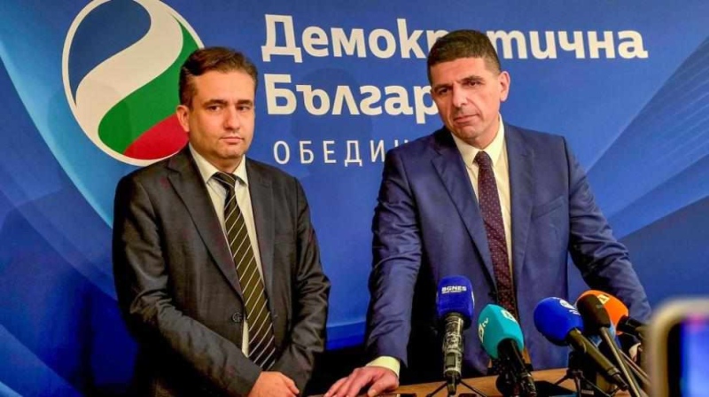 „Демократична България“ поиска оставки в ЦИК