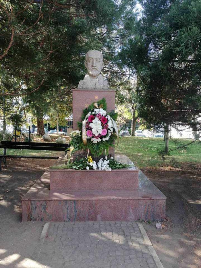 Две вековни читалища ще бъдат отличени в Дупница за Деня на будителите